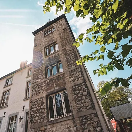 Holiday home Beautiful 6, 16thc Castle, Cleaning Included Aywaille